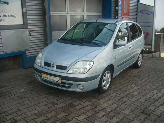 Renault Scenic 150.000 km 3.990 &euro; Pyrbaum-Schwarzach 90602