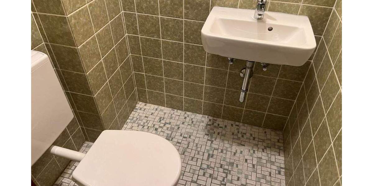 Etagenwohnung Nürnberg Zerzabelshof - 4 Zimmer, 115 m&sup2;, 1.350&euro; | Angebot:25770489