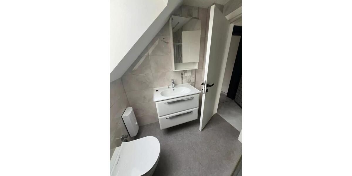 Dachgeschoßwohnung Nürnberg Gibitzenhof - 2 Zimmer, 56 m&sup2;, 950&euro; | Angebot:24742166