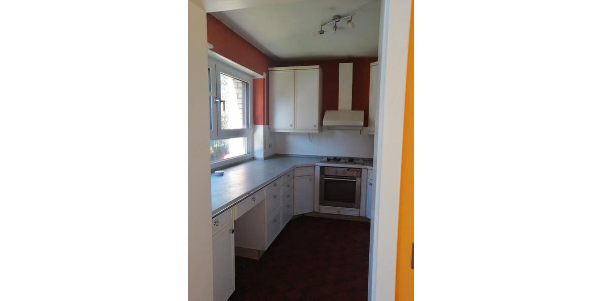 Mehrfamilienhaus, Wohnhaus Möhrendorf - 6.5 Zimmer, 201 m&sup2;, 2.700&euro; | Angebot:26200827
