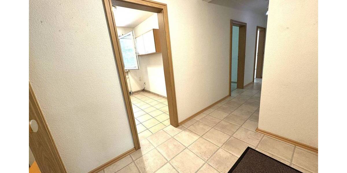 Etagenwohnung Nürnberg Langwasser - 3 Zimmer, 71 m&sup2;, 265.000&euro; | Angebot:25670644