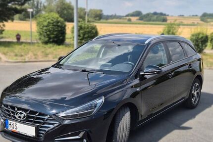 Hyundai i30 76.330 km 16.300 &euro; Höchstadt 91315