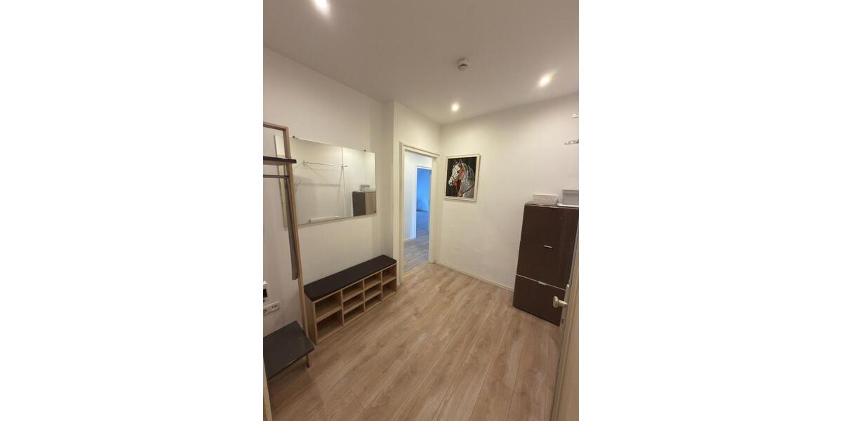 Dachgeschoßwohnung Nürnberg Gibitzenhof - 2 Zimmer, 76 m&sup2;, 700&euro; | Angebot:25942826