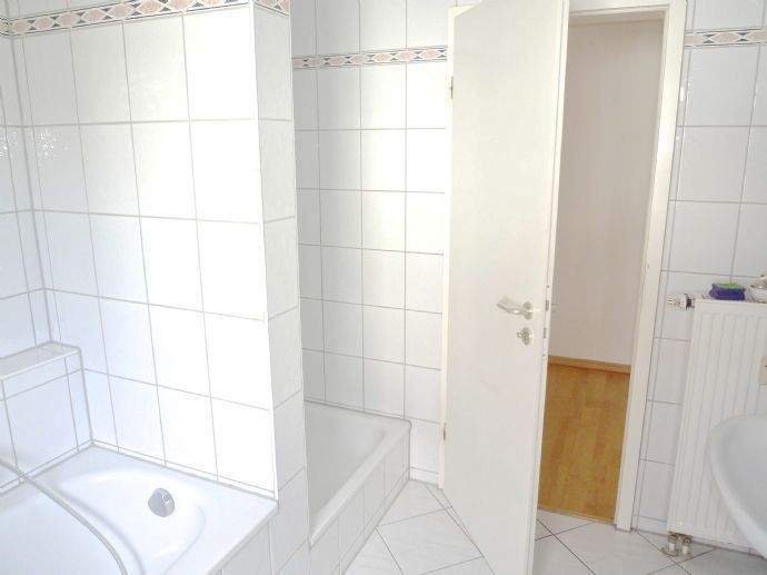 Etagenwohnung Nürnberg Eibach - 3 Zimmer, 98 m&sup2;, 1.300&euro; | Angebot:25695527
