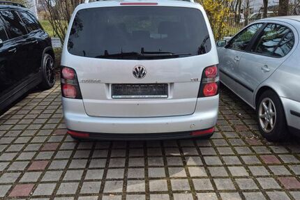 VW Touran 218.500 km 4.300 &euro; Erlangen 91052