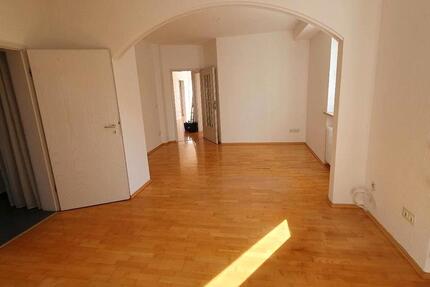 Wohnung Nürnberg Almoshof - 4 Zimmer, 110 m&sup2;, 1.280&euro; | Angebot:25397722