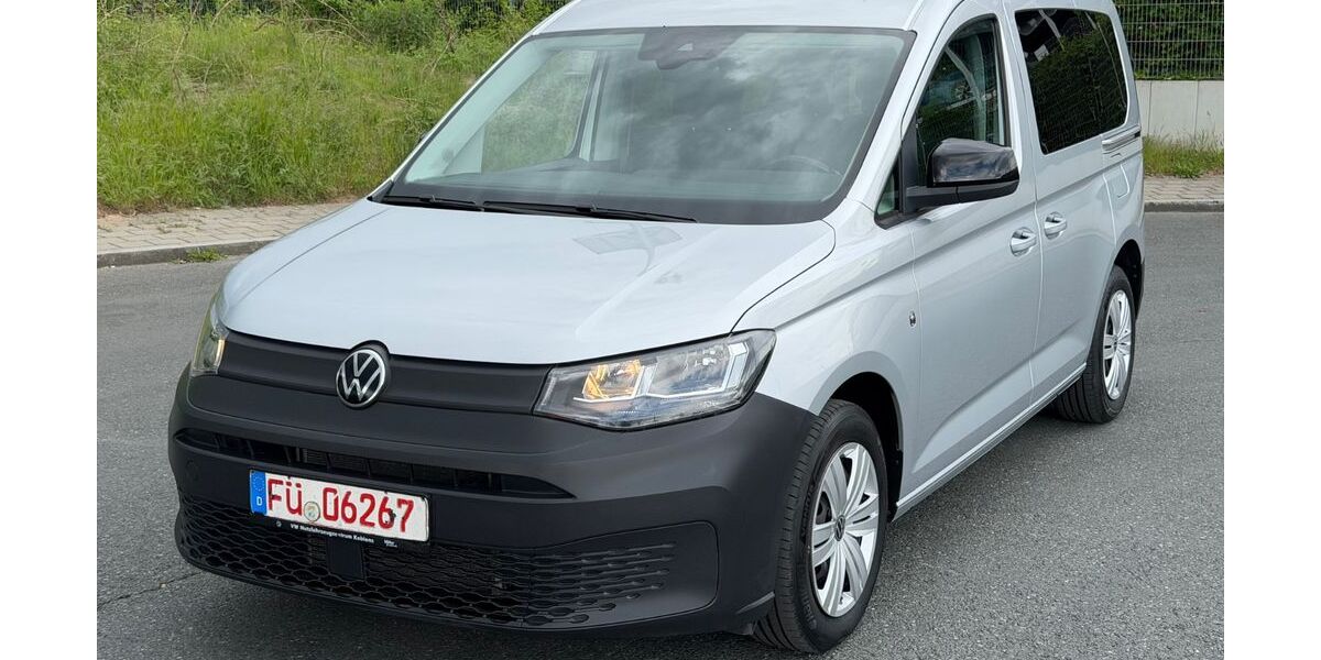 VW Caddy 182.036 km 14.982 &euro; FÜRTH 90763