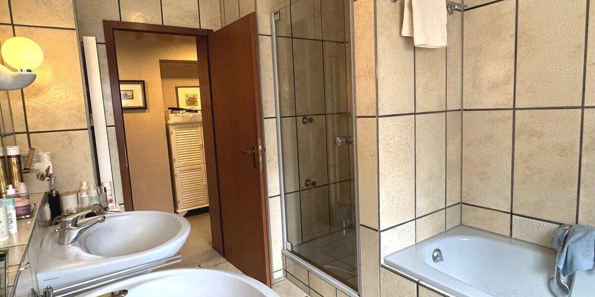 Bungalow Nürnberg Eibach - 3 Zimmer, 120 m&sup2;, 649.000&euro; | Angebot:25797926