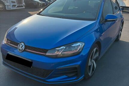 VW Golf 104.000 km 22.999 &euro; Nürnberg 90427