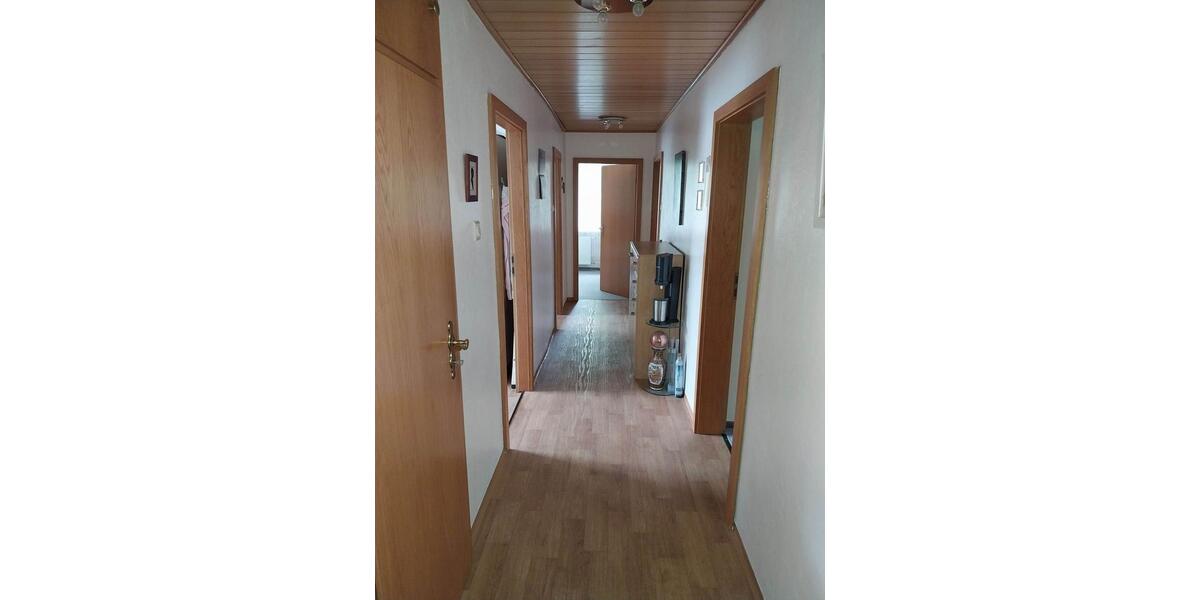 Etagenwohnung Nürnberg Altenfurt - 5 Zimmer, 130 m&sup2;, 380.000&euro; | Angebot:27281896