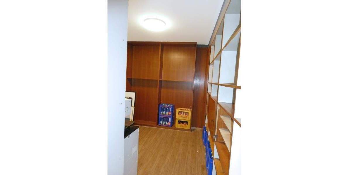 Gewerbeobjekt Nürnberg Lorenz - 8 Zimmer, 182 m&sup2;, 2.002&euro; | Angebot:25775667