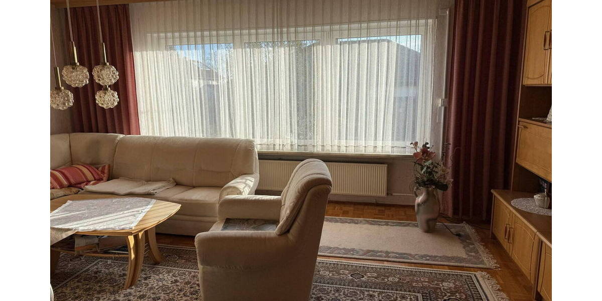 Mehrfamilienhaus, Wohnhaus Uehlfeld - 1 Zimmer, 227 m&sup2;, 450.000&euro; | Angebot:26016196