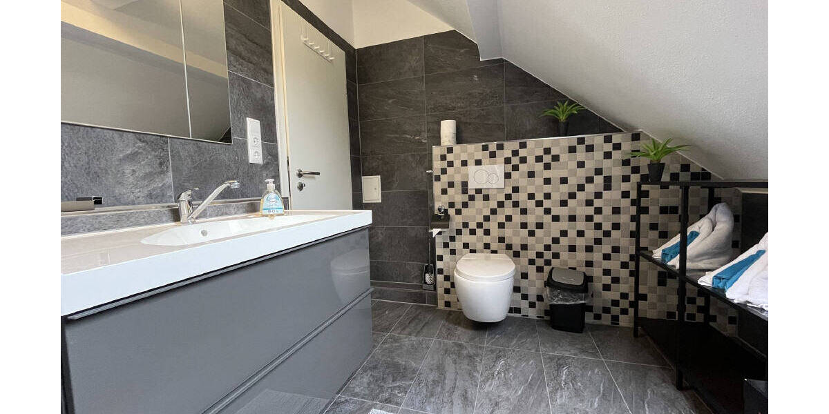 Mehrfamilienhaus, Wohnhaus Erlangen Bruck - 8 Zimmer, 890.000&euro; | Angebot:25667534