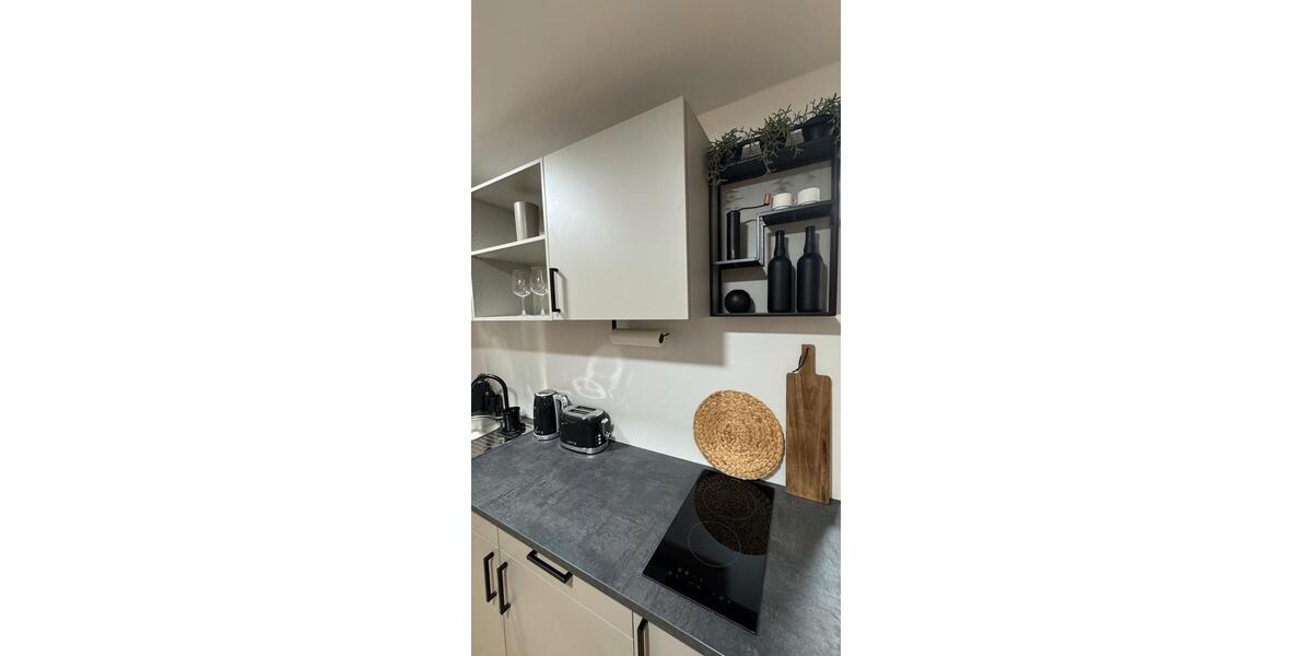 Dachgeschoßwohnung Erlangen Am Anger - 1 Zimmer, 27 m&sup2;, 900&euro; | Angebot:25170209