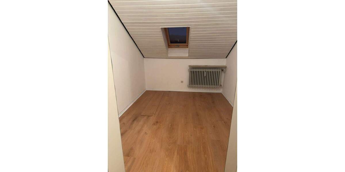 Etagenwohnung Hemhofen Zeckern - 3 Zimmer, 90 m&sup2;, 600&euro; | Angebot:25877230