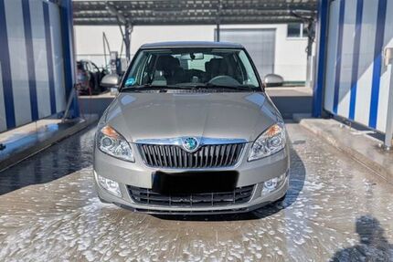 Skoda Fabia 56.000 km 6.000 &euro; Erlangen 91058