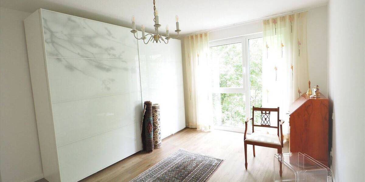 Etagenwohnung Fürth Südstadt - 4 Zimmer, 114 m&sup2;, 1.650&euro; | Angebot:26853015