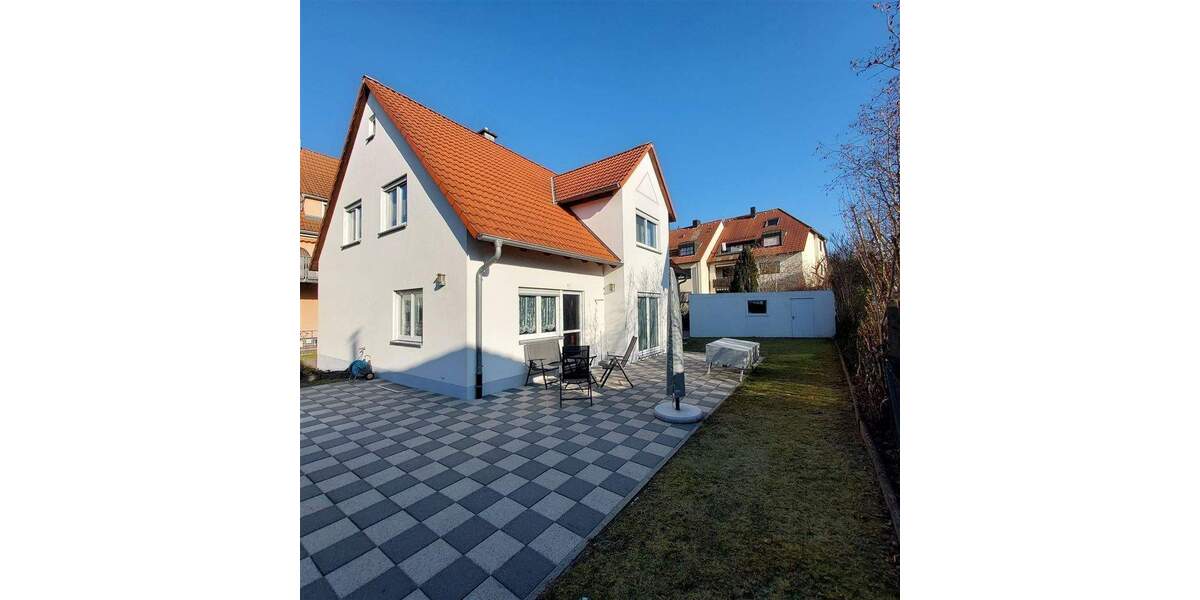 Einfamilienhaus Schwaig b. Nürnberg Schwaig - 6 Zimmer, 160 m&sup2;, 869.000&euro; | Angebot:25689607