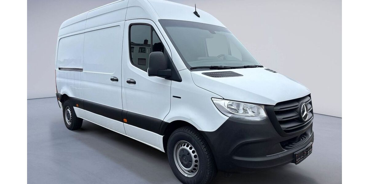 Mercedes-Benz eSprinter 52.000 km 17.900 &euro; Nürnberg 90451
