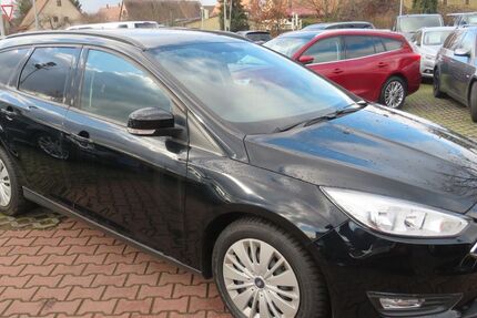Ford Focus 89.811 km 9.890 &euro; Nürnberg 90431