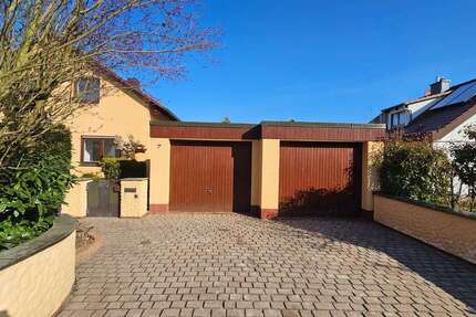 Haus Pyrbaum - 6 Zimmer, 129 m&sup2;, 584.000&euro; | Angebot:26032482