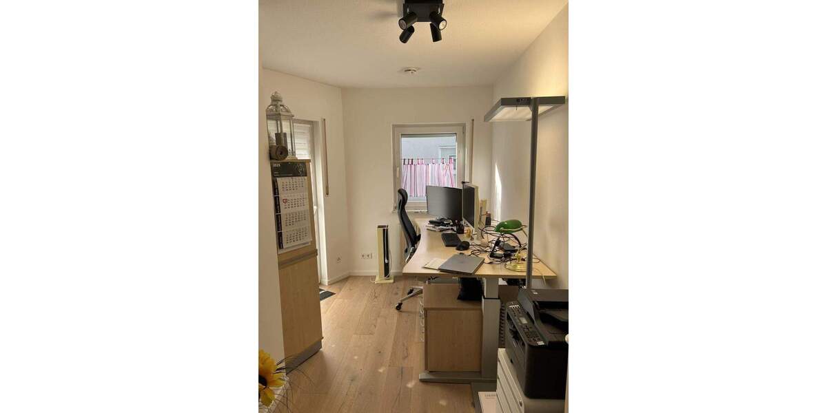 Etagenwohnung Obermichelbach - 4 Zimmer, 98 m&sup2;, 385.000&euro; | Angebot:25727085