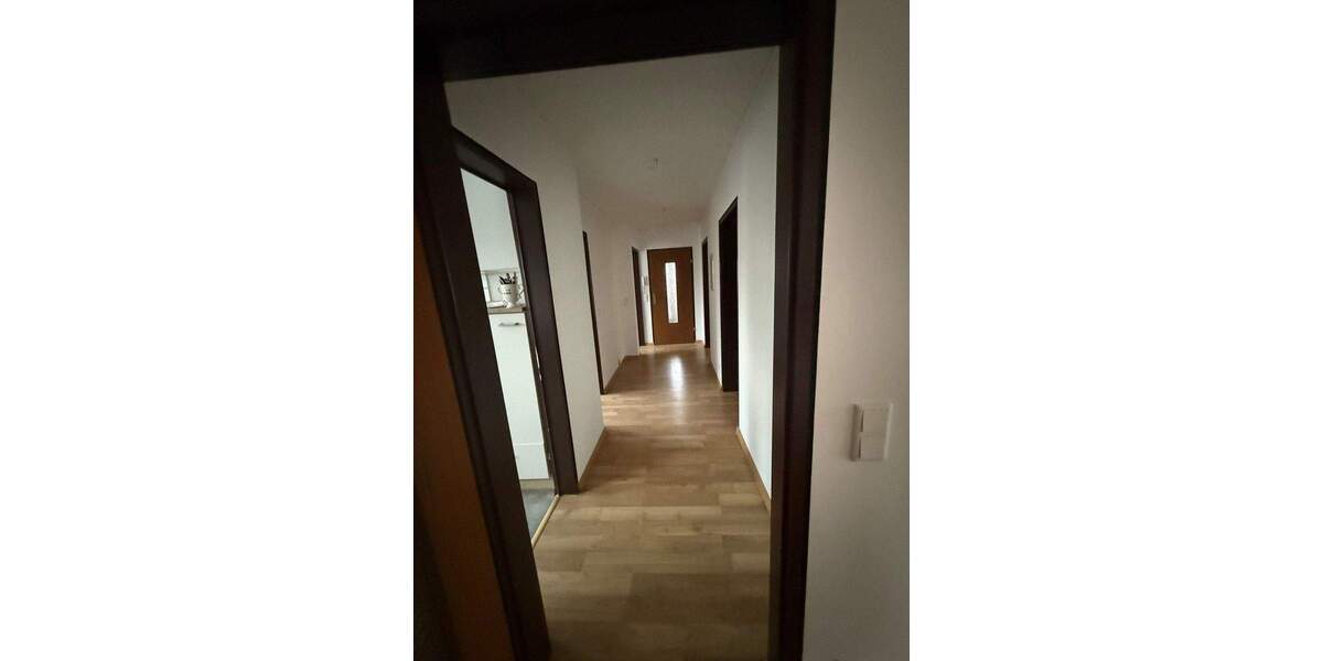 Etagenwohnung Wendelstein - 4 Zimmer, 92 m&sup2;, 1.150&euro; | Angebot:25769109