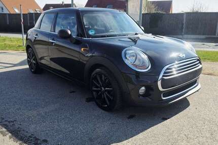Mini One 121.269 km 7.500 &euro; Zirndorf 90513