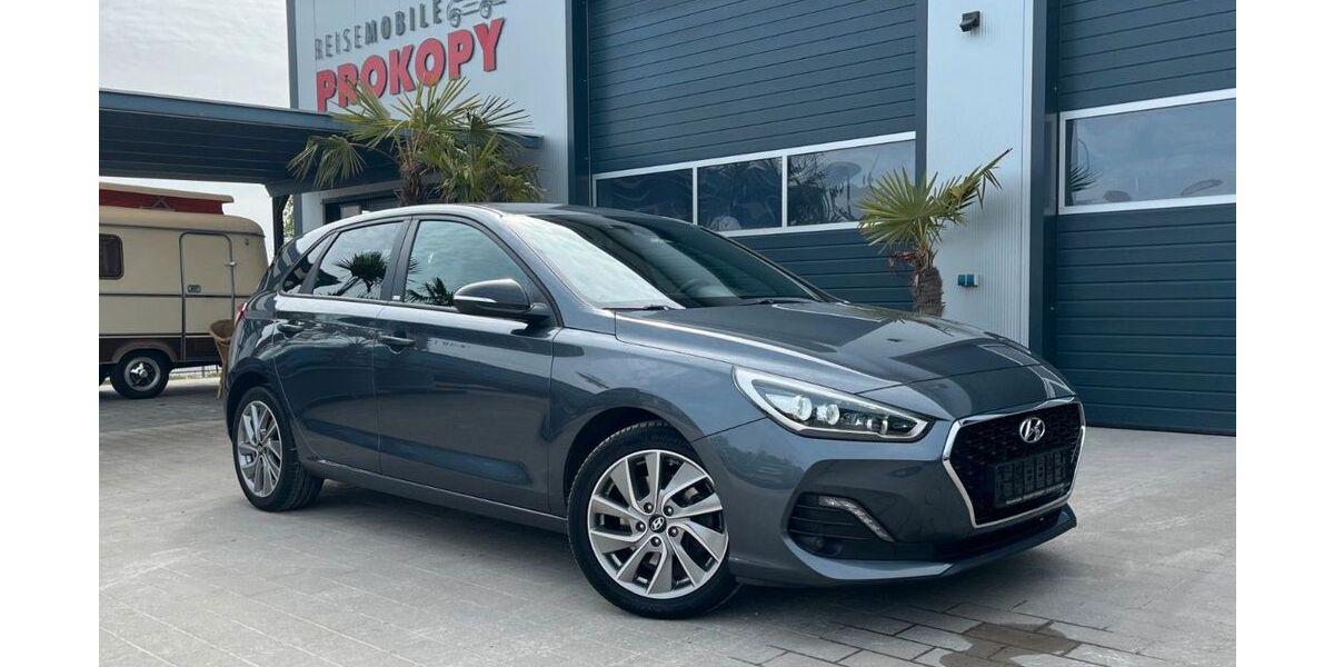 Hyundai i30 65.000 km 14.470 &euro; Neunkirchen am Brand 91077