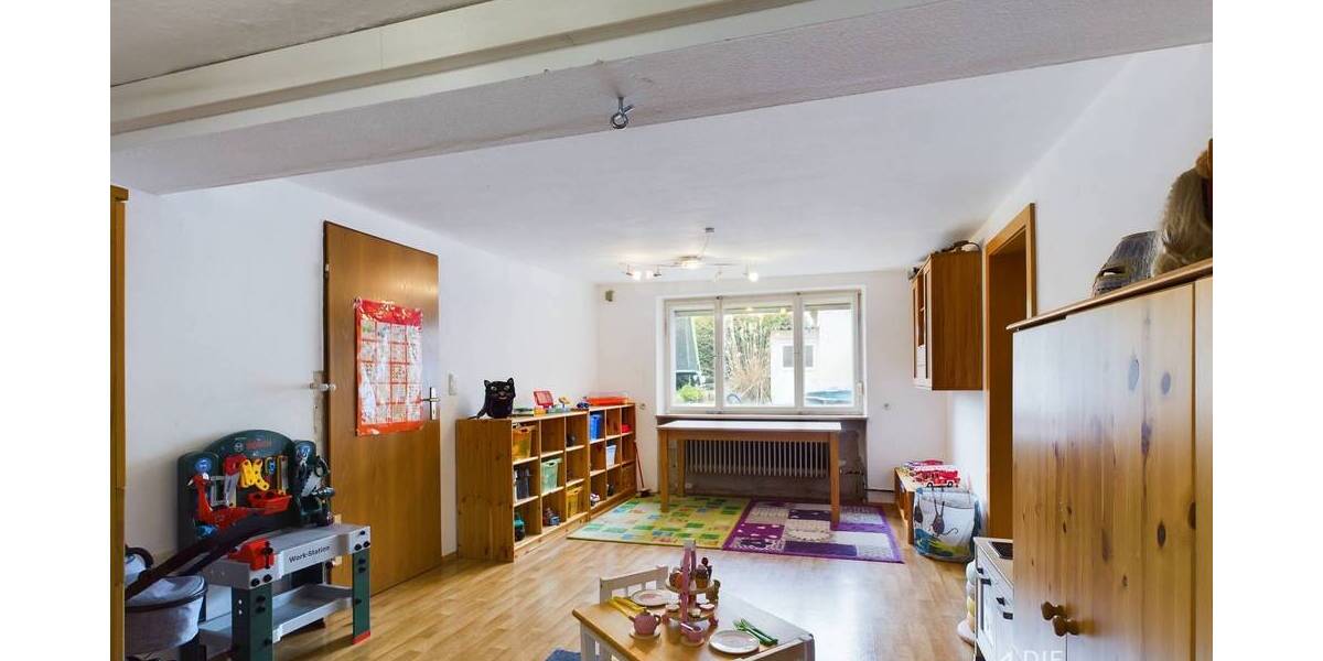 Mehrfamilienhaus, Wohnhaus Lauf an der Pegnitz Bullach - 9 Zimmer, 110 m&sup2;, 700.000&euro; | Angebot:25672588