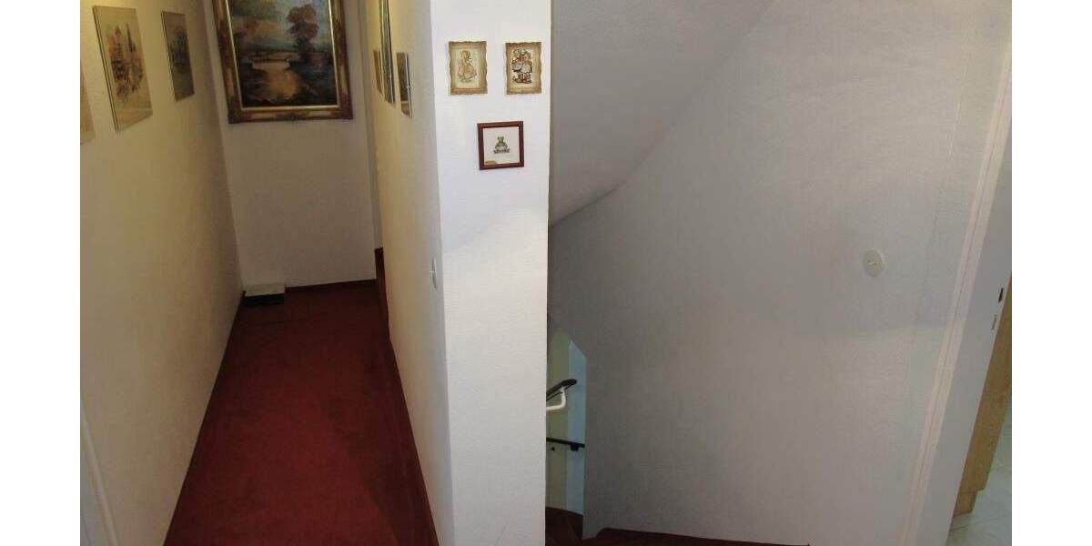 Reihenmittelhaus Nürnberg Zerzabelshof - 6 Zimmer, 132 m&sup2;, 499.000&euro; | Angebot:25746669