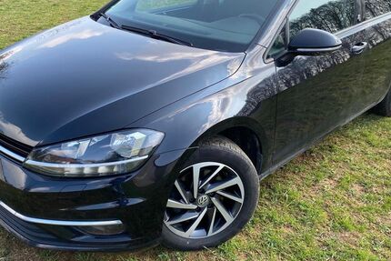 VW Golf 137.220 km 10.695 &euro; Nürnberg 90489