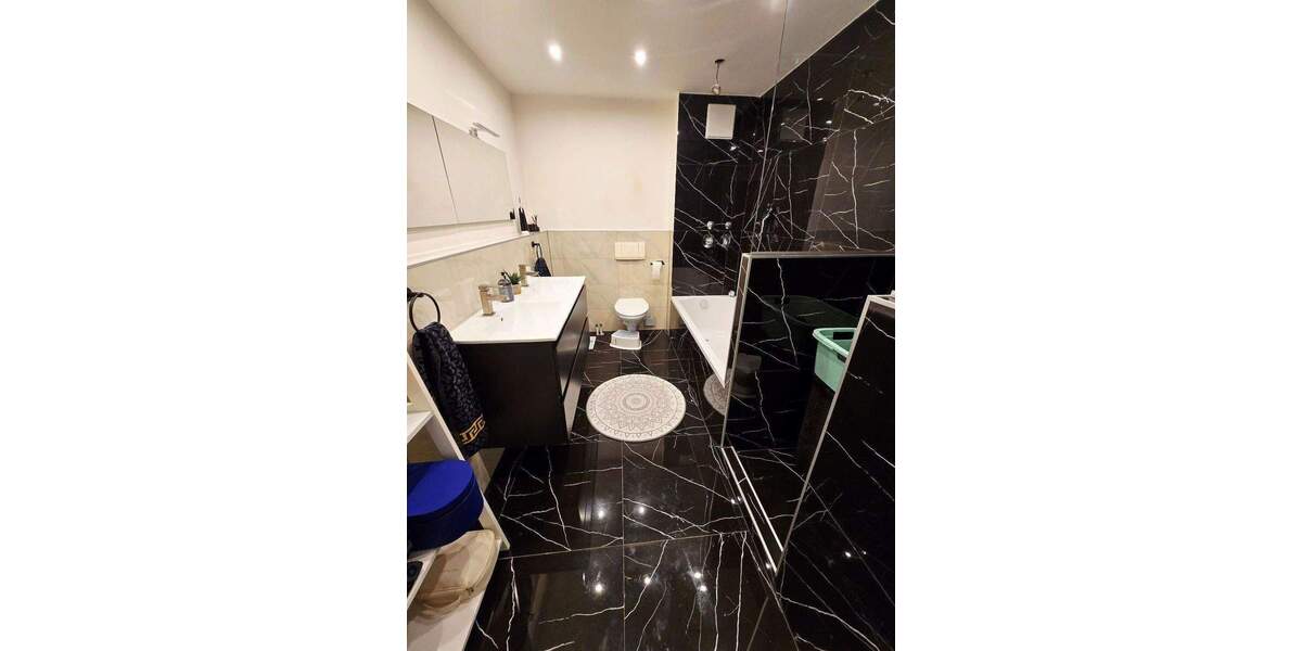 Etagenwohnung Nürnberg Glockenhof - 4 Zimmer, 101 m&sup2;, 335.000&euro; | Angebot:25665172