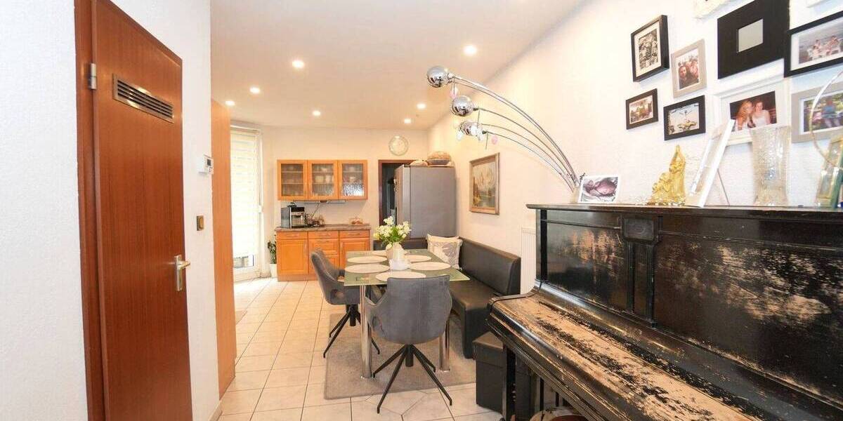 Etagenwohnung Nürnberg Galgenhof - 4 Zimmer, 98 m&sup2;, 333.000&euro; | Angebot:25685626