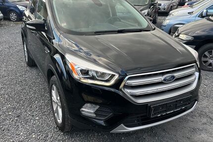 Ford Kuga 180.000 km 6.400 &euro; Fürth 90763