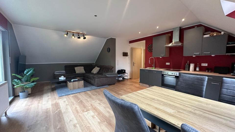 Dachgeschoßwohnung Schwabach - 3 Zimmer, 80 m&sup2;, 1.020&euro; | Angebot:25925057