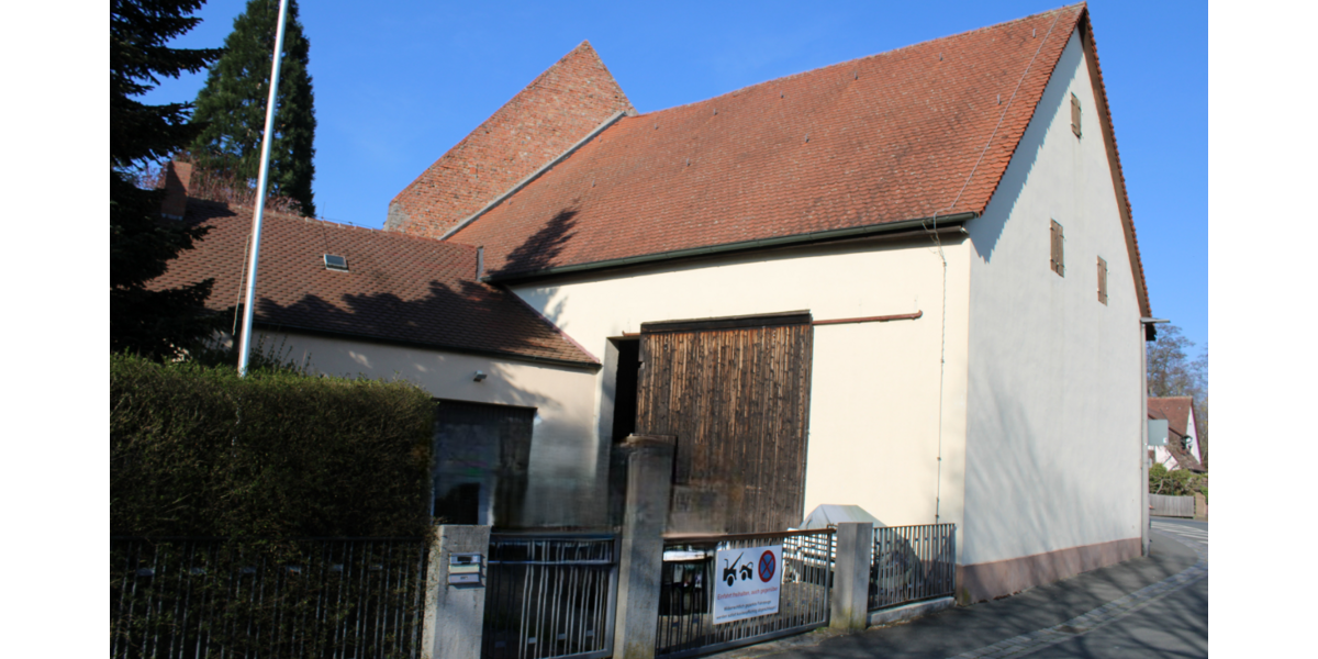 Einfamilienhaus Nürnberg Almoshof - 9 Zimmer, 203 m&sup2;, 550.000&euro; | Angebot:25279879