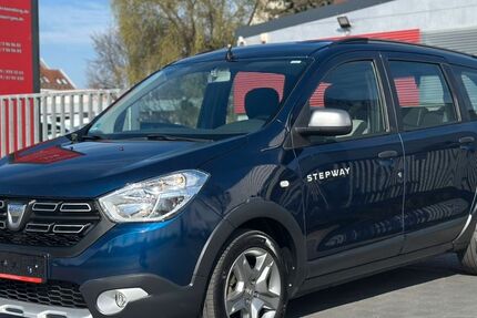 Dacia Lodgy 95.000 km 9.990 &euro; Nürnberg 90431