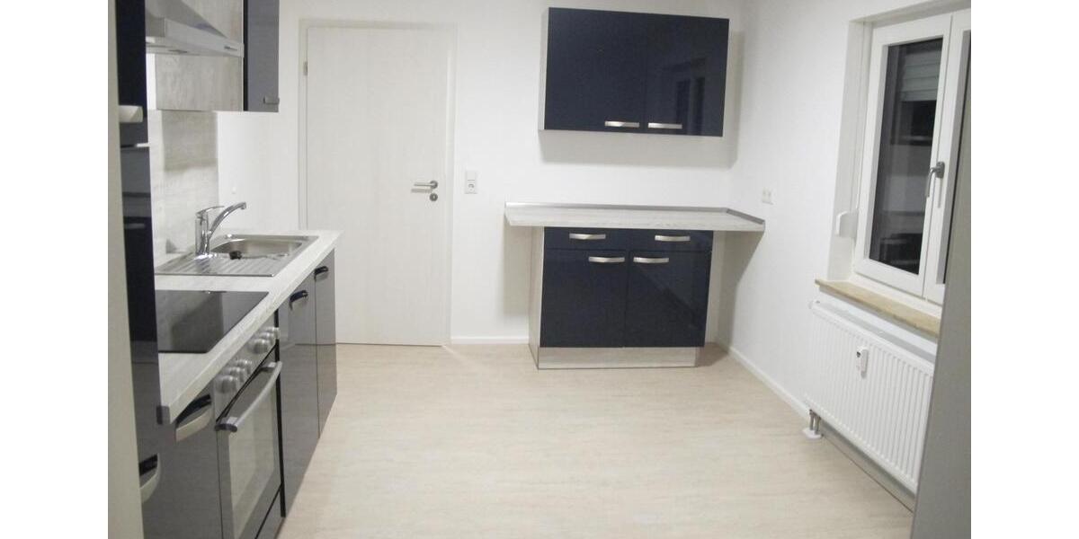 Erdgeschoßwohnung Uttenreuth - 5 Zimmer, 140 m&sup2;, 1.950&euro; | Angebot:25024945