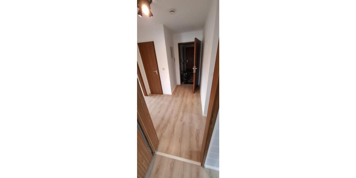 Dachgeschoßwohnung Schwaig Bei Nürnberg - 2 Zimmer, 65 m&sup2;, 690&euro; | Angebot:25711946