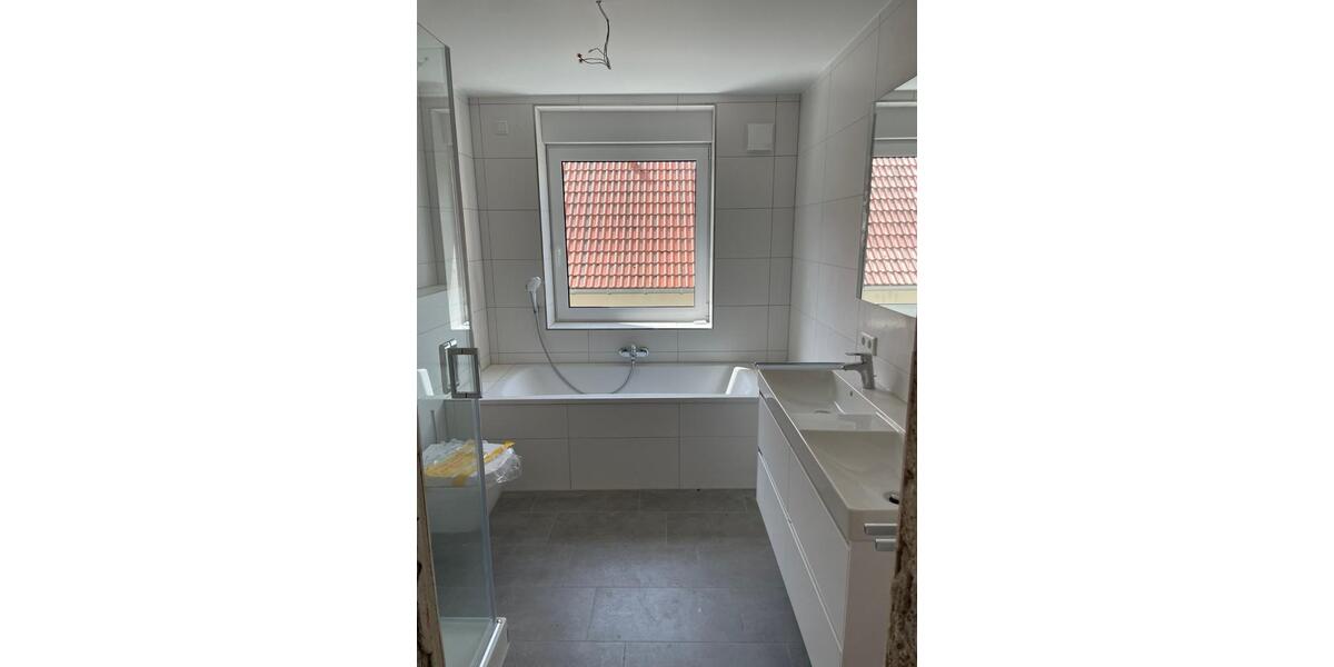Etagenwohnung Fürth Bislohe - 3 Zimmer, 95 m&sup2;, 1.425&euro; | Angebot:26517640