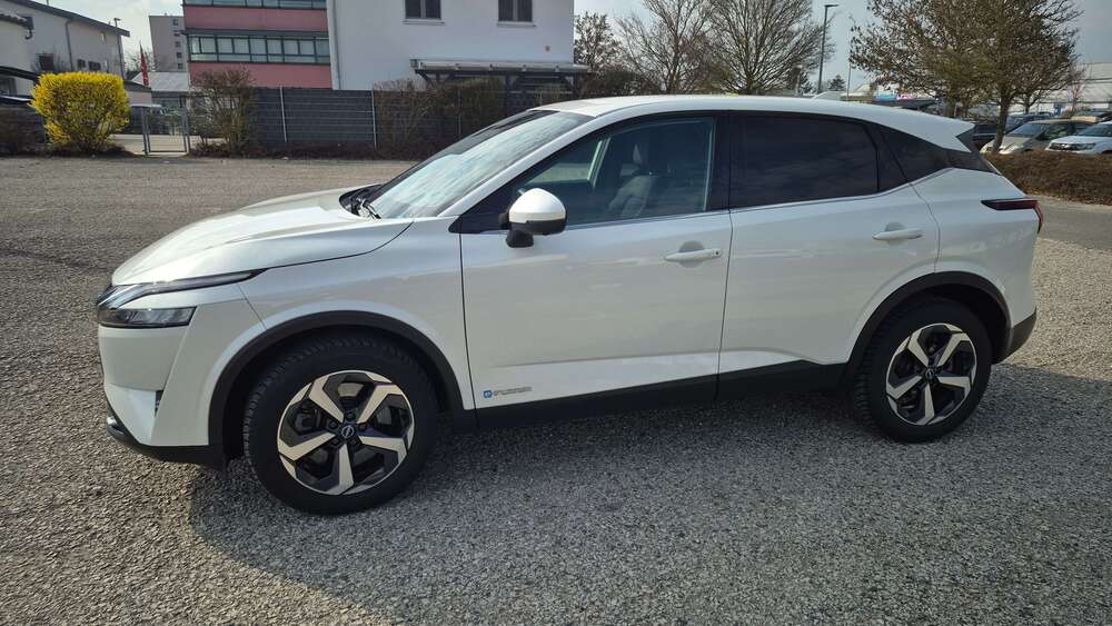 Nissan Qashqai 30.600 km 25.000 &euro; Herzogenaurach, St 91074