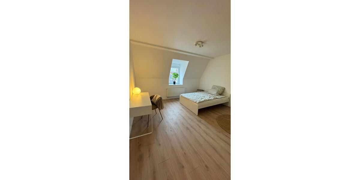 Etagenwohnung Nürnberg Altstadt, St. Lorenz - 3 Zimmer, 74 m&sup2;, 530&euro; | Angebot:25908700
