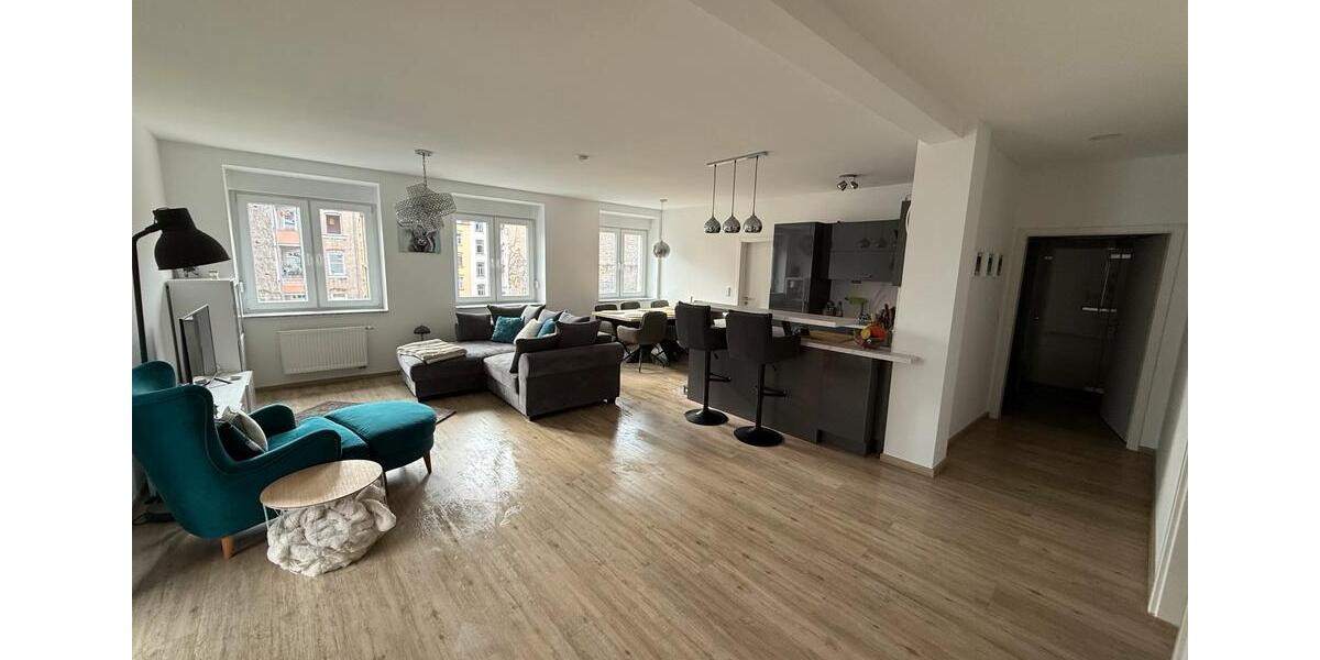 Etagenwohnung Nürnberg Eberhardshof - 3.5 Zimmer, 90 m&sup2;, 1.400&euro; | Angebot:25099871
