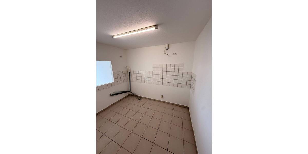 Etagenwohnung Fürth Poppenreuth - 3 Zimmer, 94 m&sup2;, 1.100&euro; | Angebot:26851114
