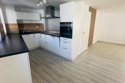 Wohnung Cadolzburg - 4 Zimmer, 109 m&sup2;, 1.400&euro; | Angebot:25900579