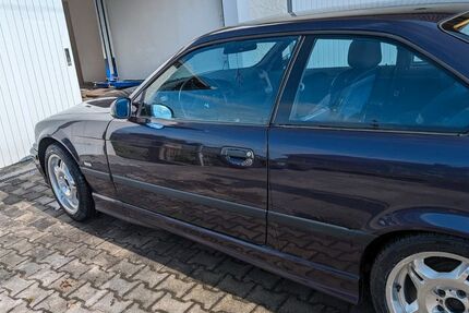 BMW 323 210.000 km 9.850 &euro; Herzogenaurach 91074
