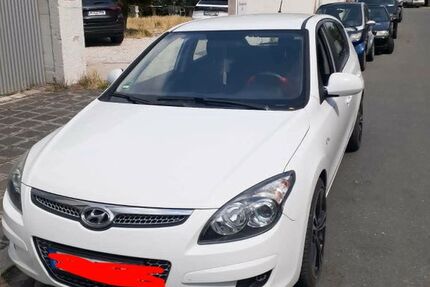 Hyundai i30 191.000 km 2.789 &euro; Nurnberg 90441