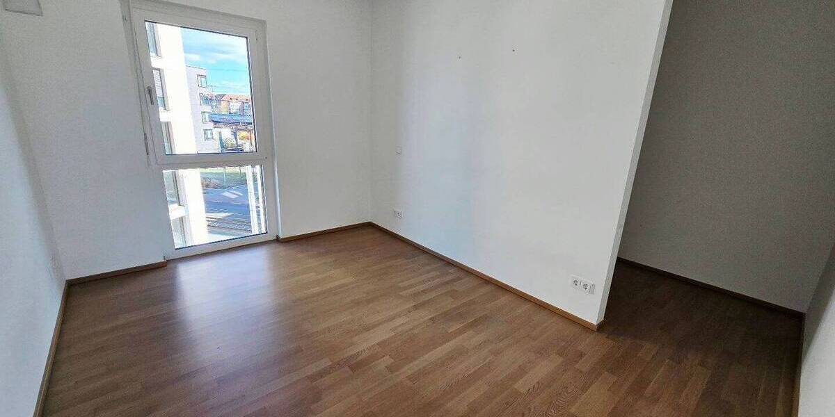 Etagenwohnung Nürnberg Gleißbühl - 3 Zimmer, 118 m&sup2;, 1.750&euro; | Angebot:25957436