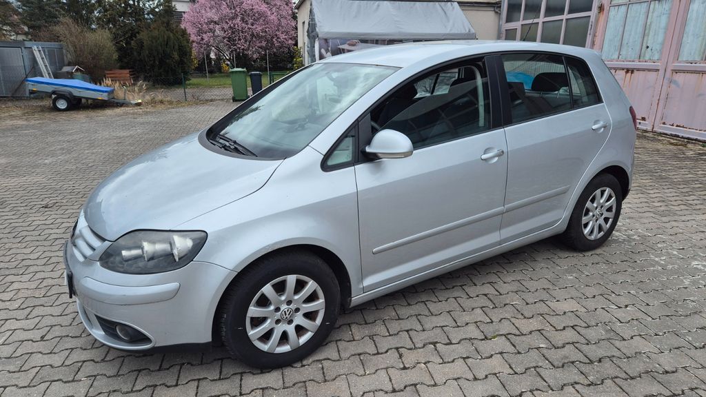 VW Golf 160.000 km 2.650 &euro; Roth 91154